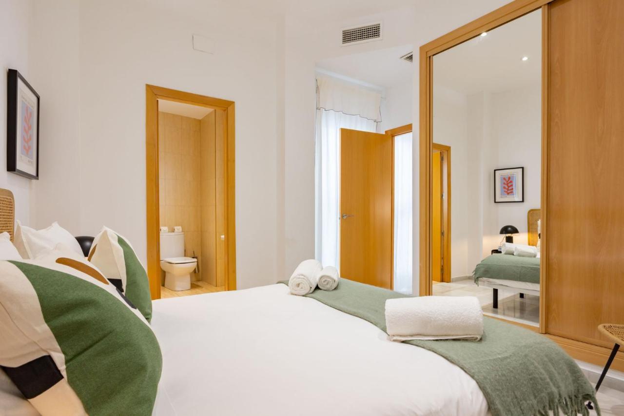 Terceros City Center Deluxe By Valcambre Севилья Экстерьер фото